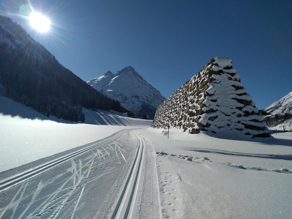 Sonnenkogel Appartement Galtuer Luaran gambar
