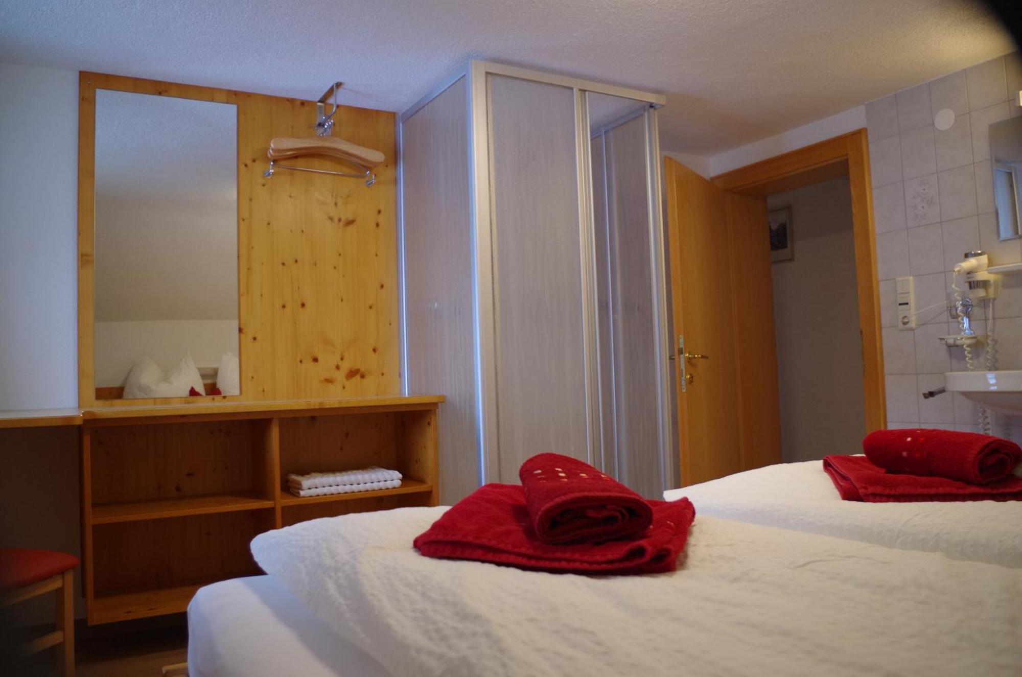 Sonnenkogel Appartement Galtuer Luaran gambar